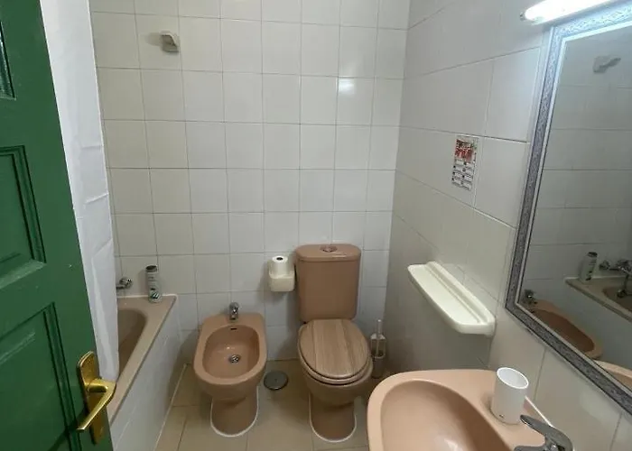 Alondras Park Mialsoma ארונה